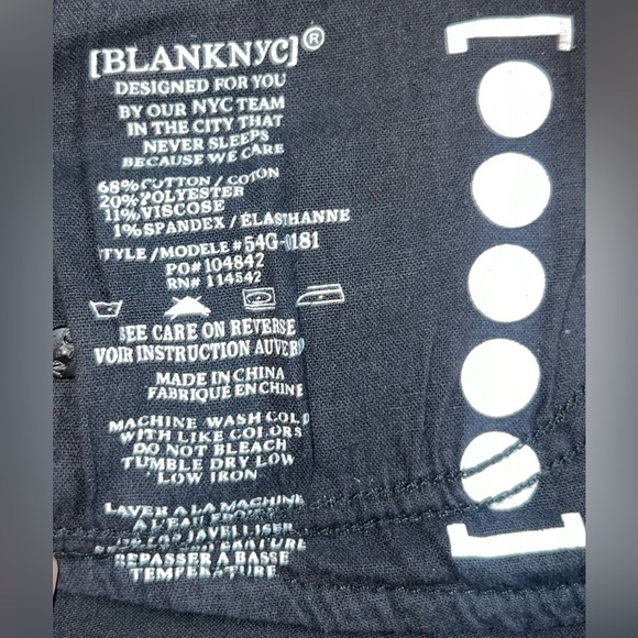 Black [BLANKNYC] size 26 faux leather skirt medium rise w/ button & fly EUC - Picture 8 of 8